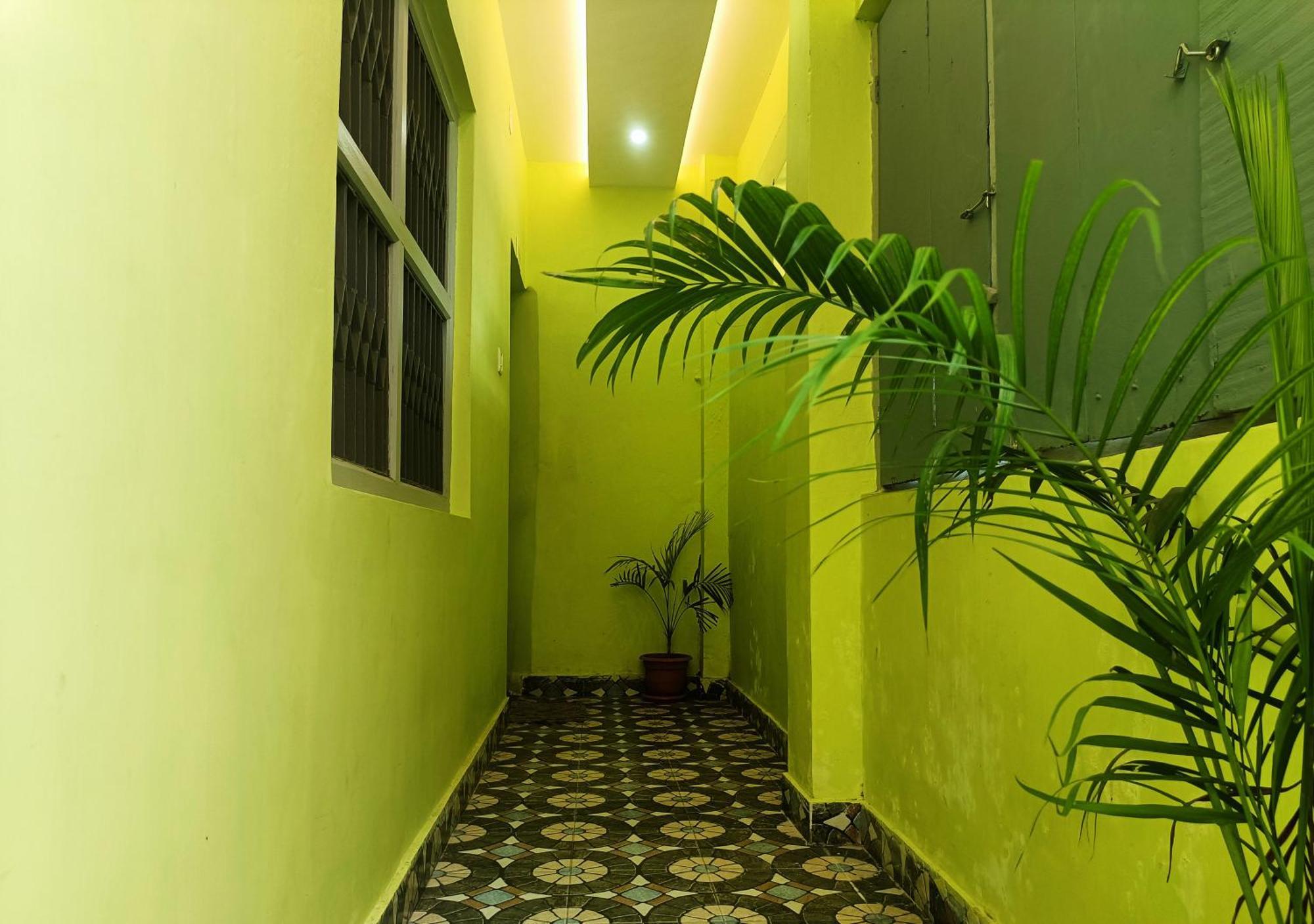Hotel Grand View Puri Exterior photo