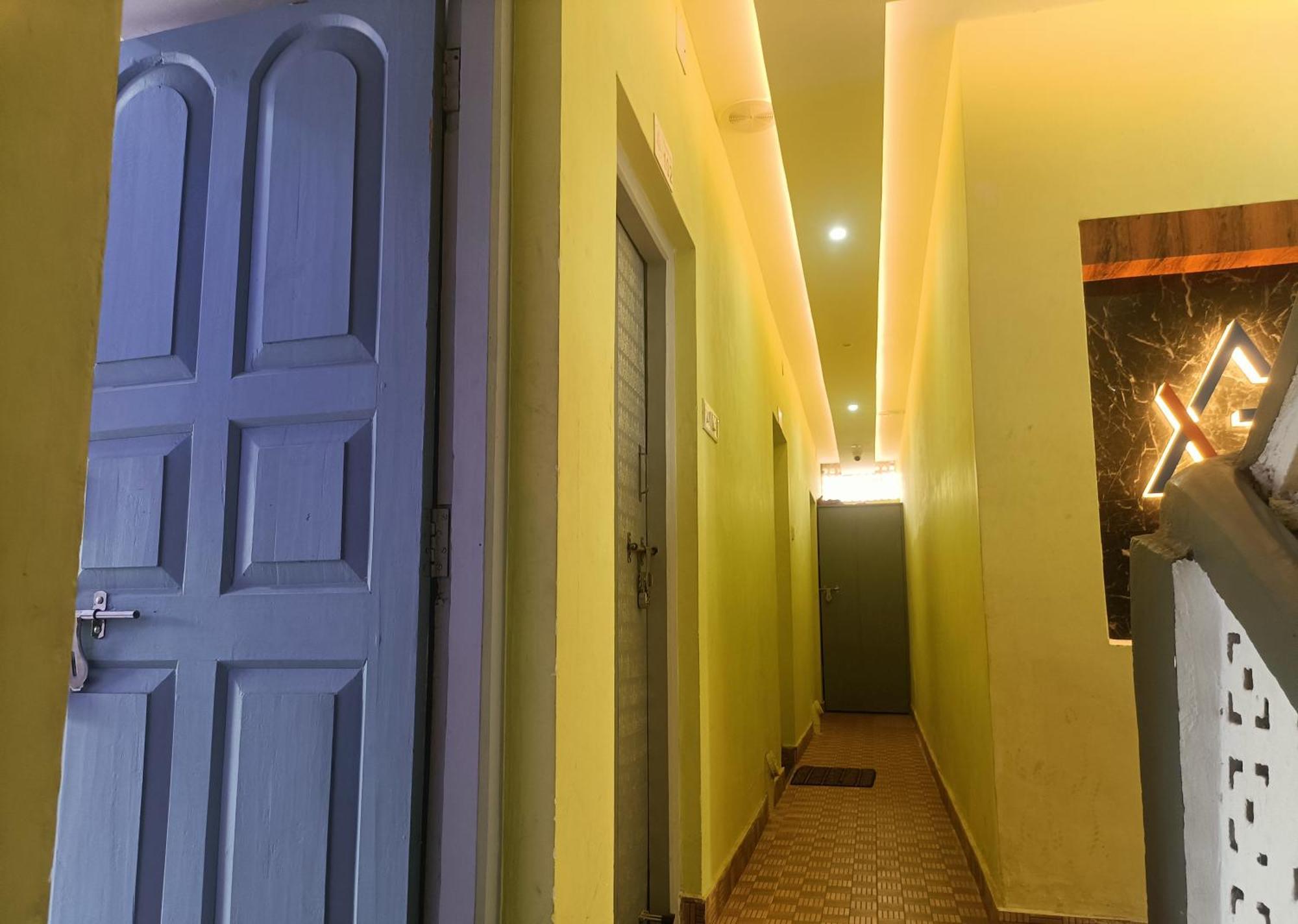 Hotel Grand View Puri Exterior photo