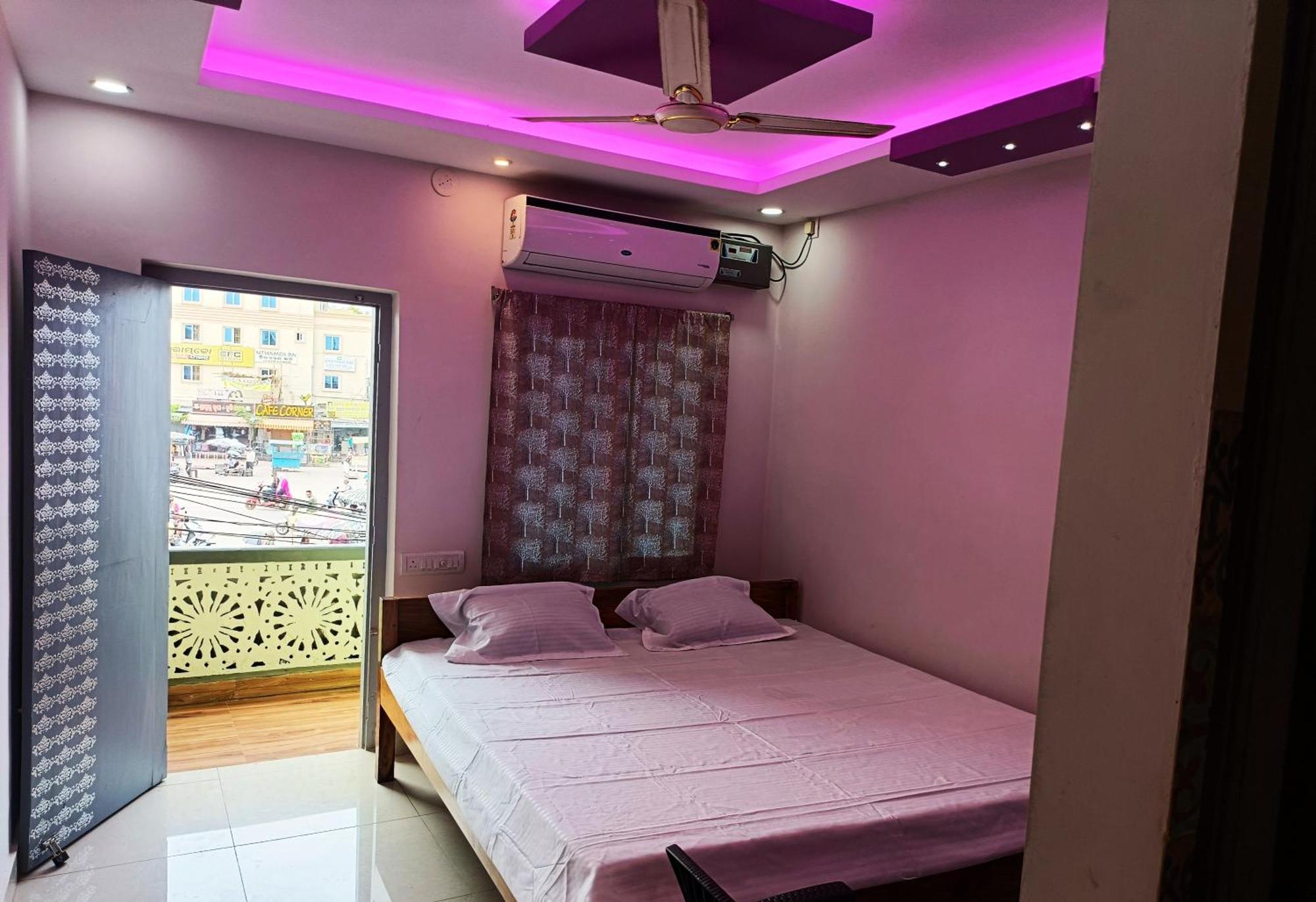 Hotel Grand View Puri Exterior photo