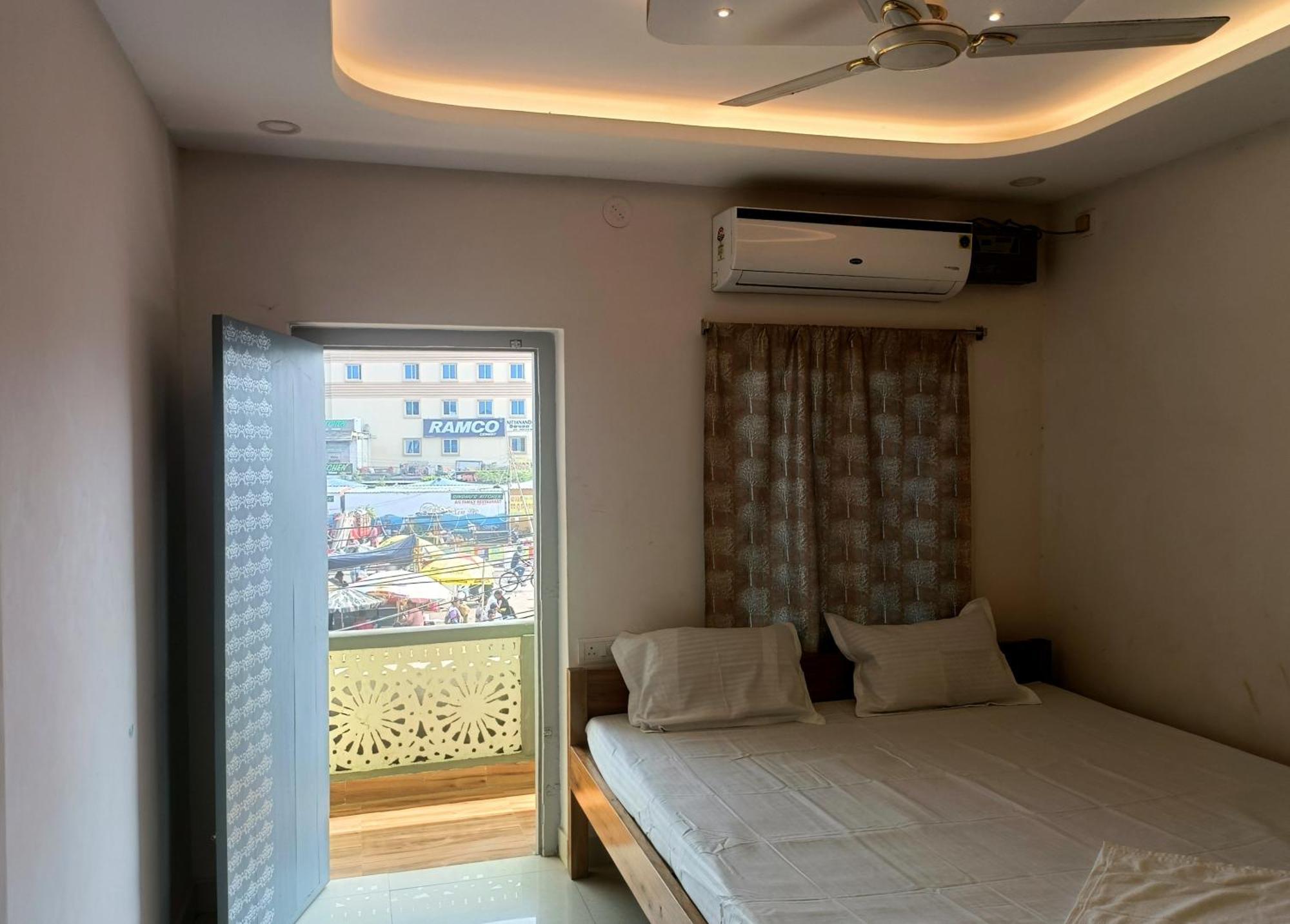 Hotel Grand View Puri Exterior photo