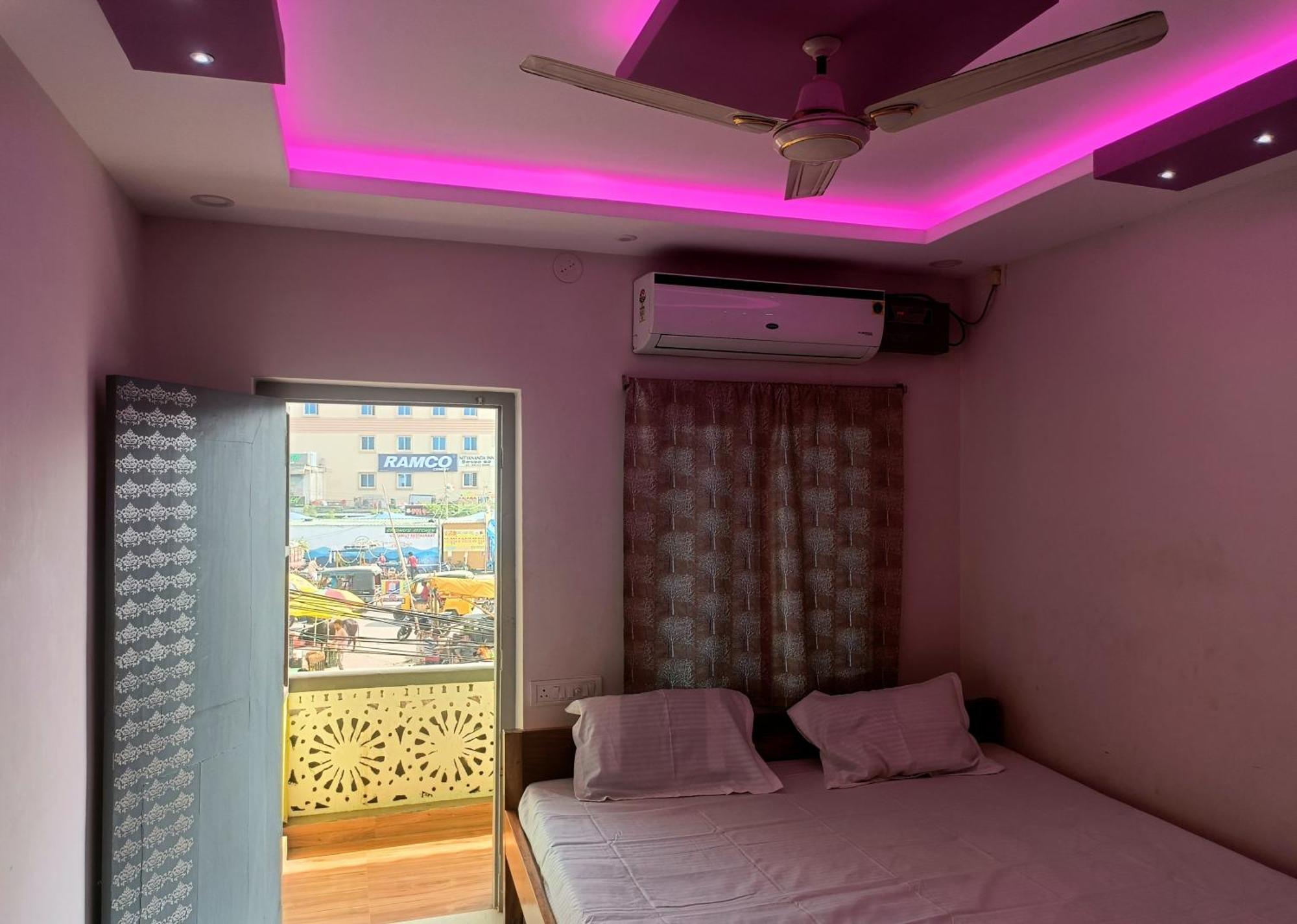 Hotel Grand View Puri Exterior photo