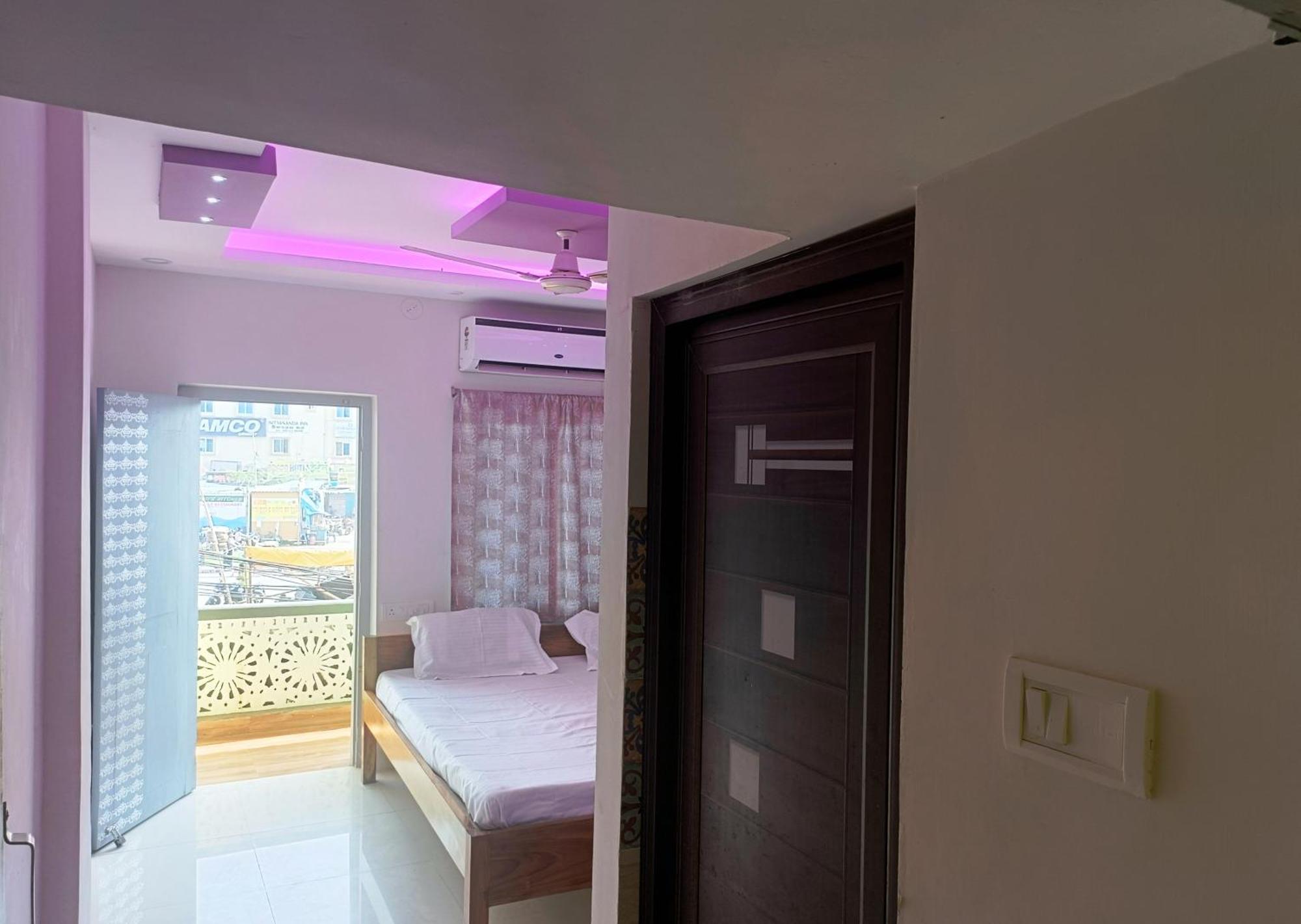 Hotel Grand View Puri Exterior photo