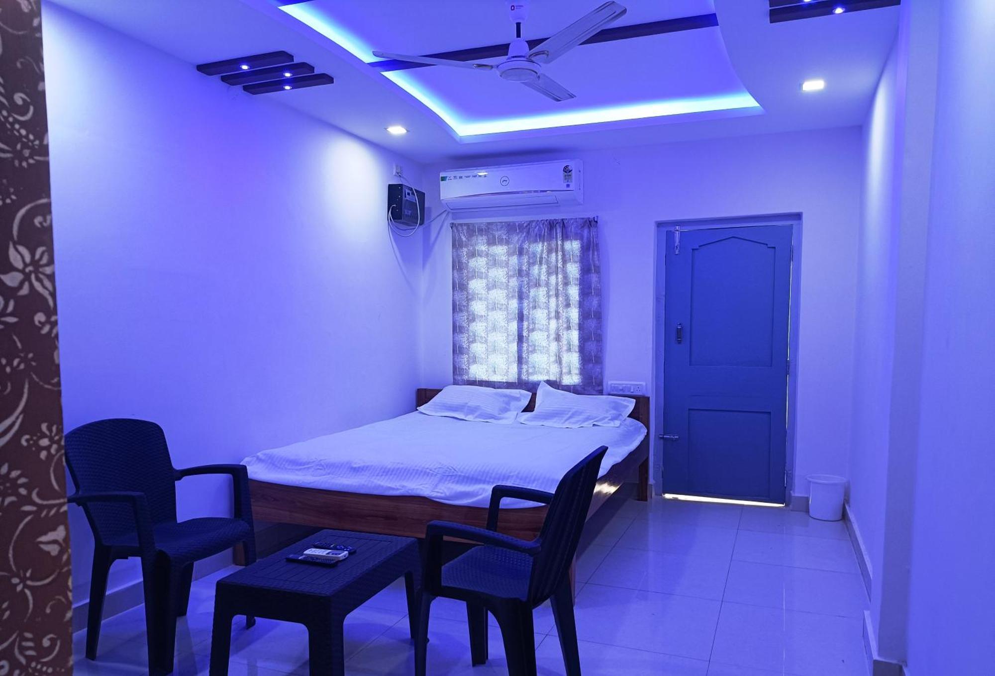 Hotel Grand View Puri Exterior photo