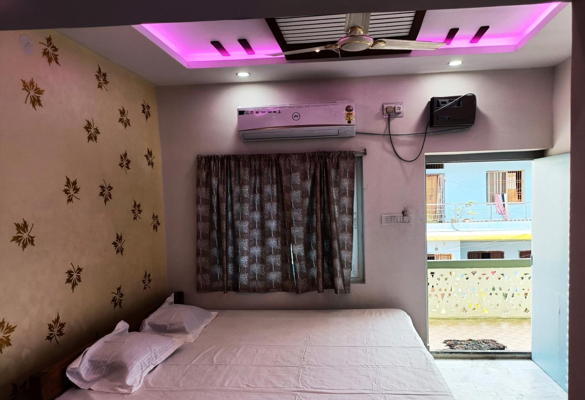 Hotel Grand View Puri Exterior photo